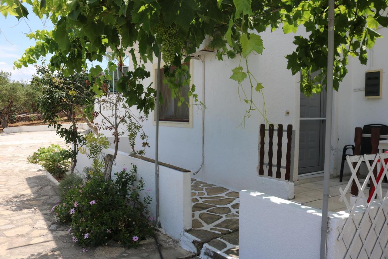Kassandra Garden Residence Istro Exterior photo